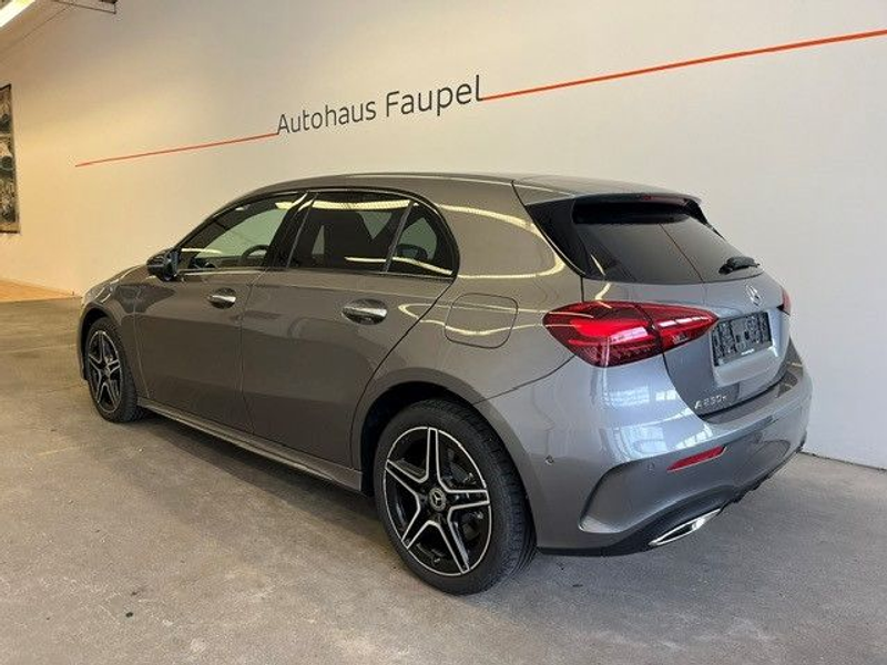 Mercedes-Benz A 250 e AMG-Line Panorama Distronic Keyless Go — photo 4