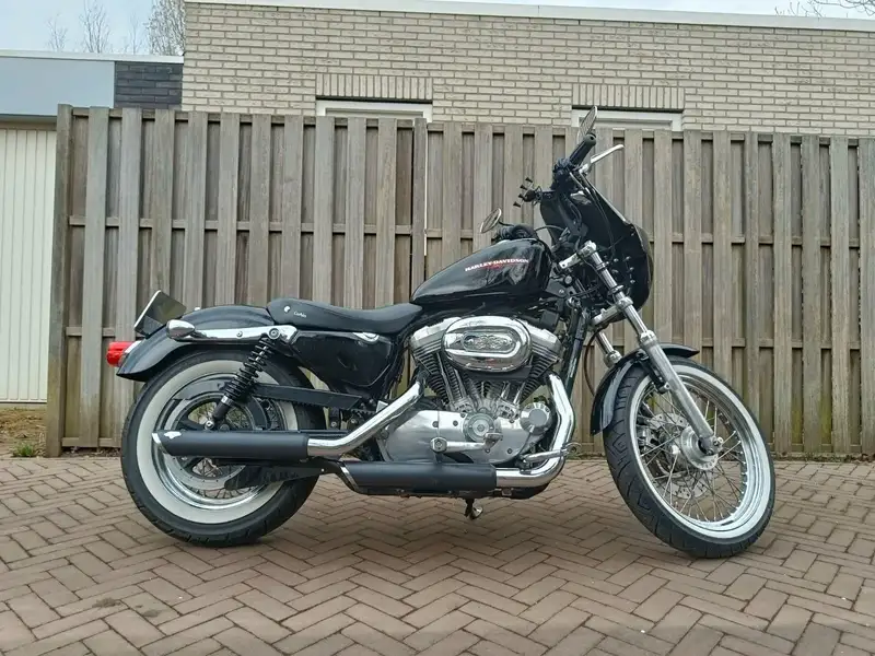 Harley-Davidson XL 883 - foto 3