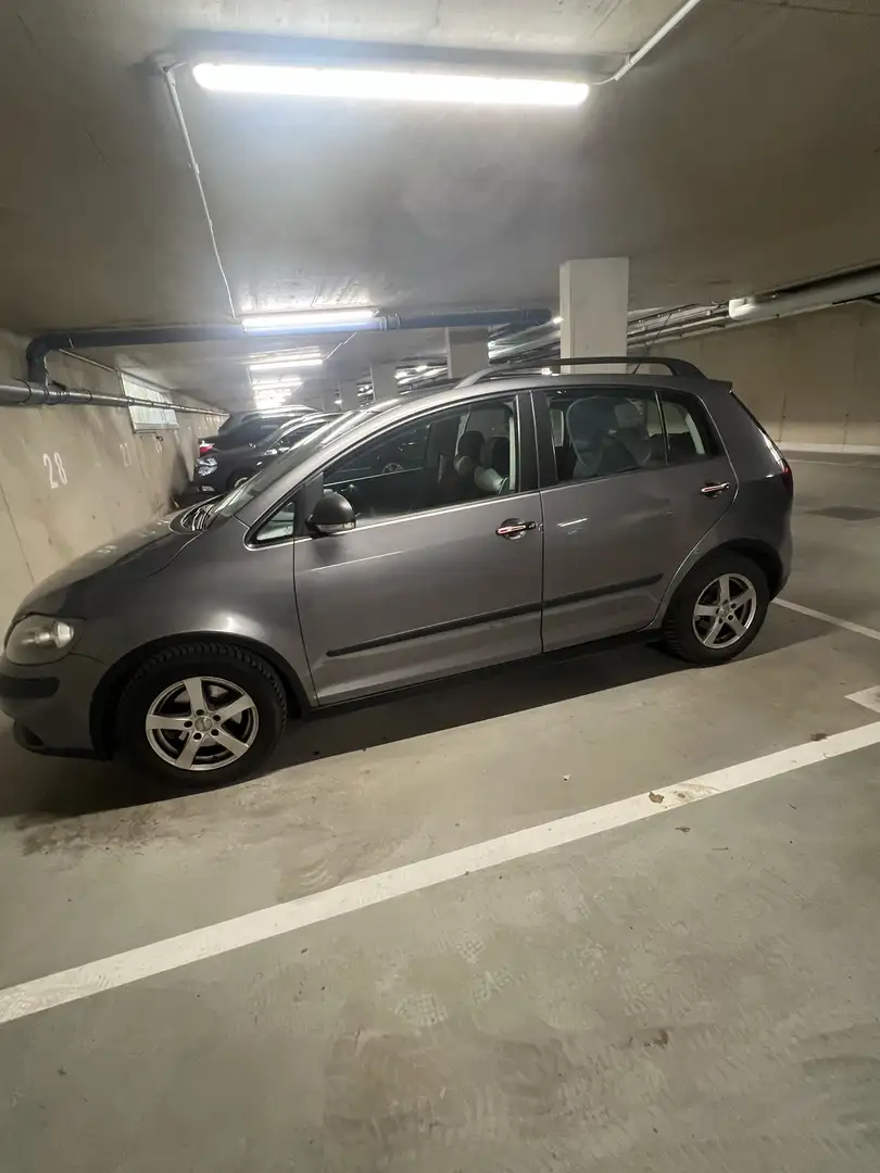 Volkswagen Golf Plus 1.4 Comfortline - 2