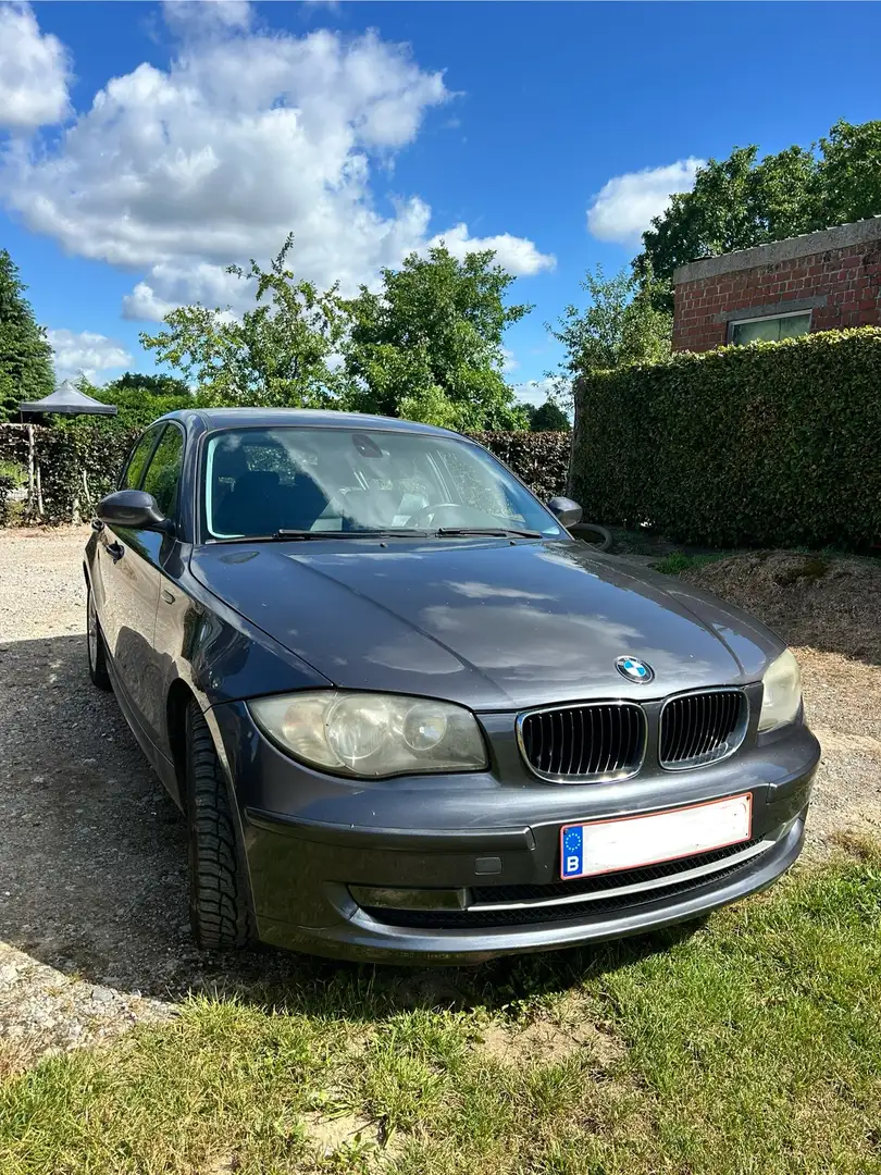 BMW 118 118d DPF Gris - 1
