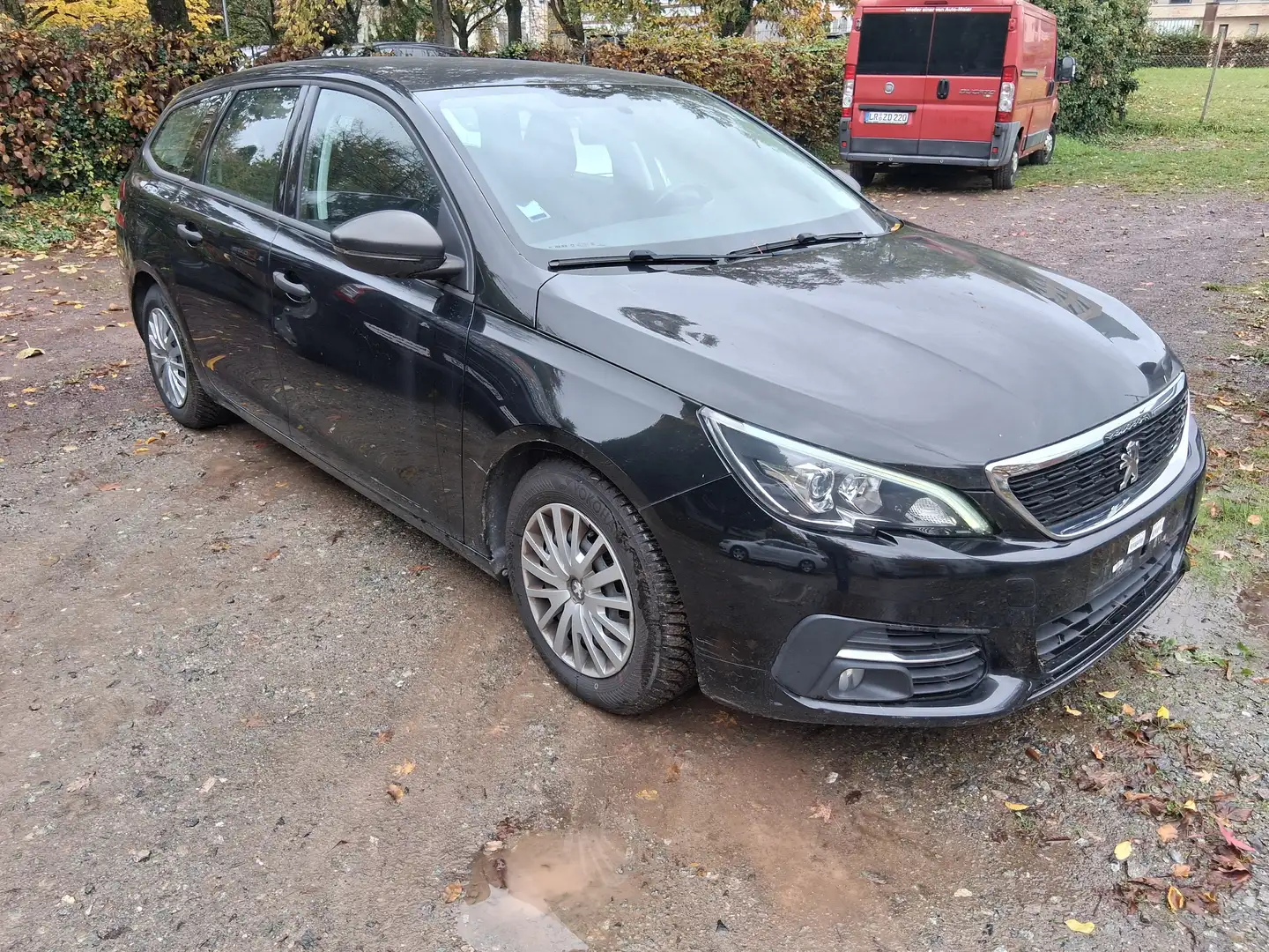 Peugeot 308 308 SW Diesel SW BlueHDi ,AHK Schwarz - 1