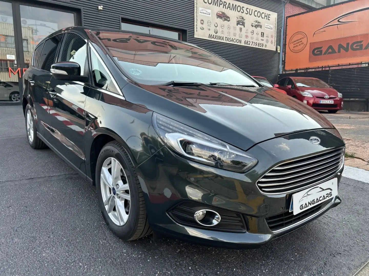 Ford S-Max 2.0TDCi Titanium Powershift 150 Gris - 2