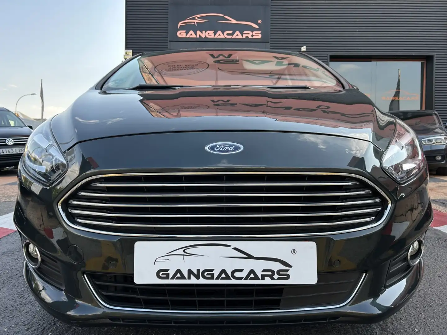 Ford S-Max 2.0TDCi Titanium Powershift 150 Gris - 1