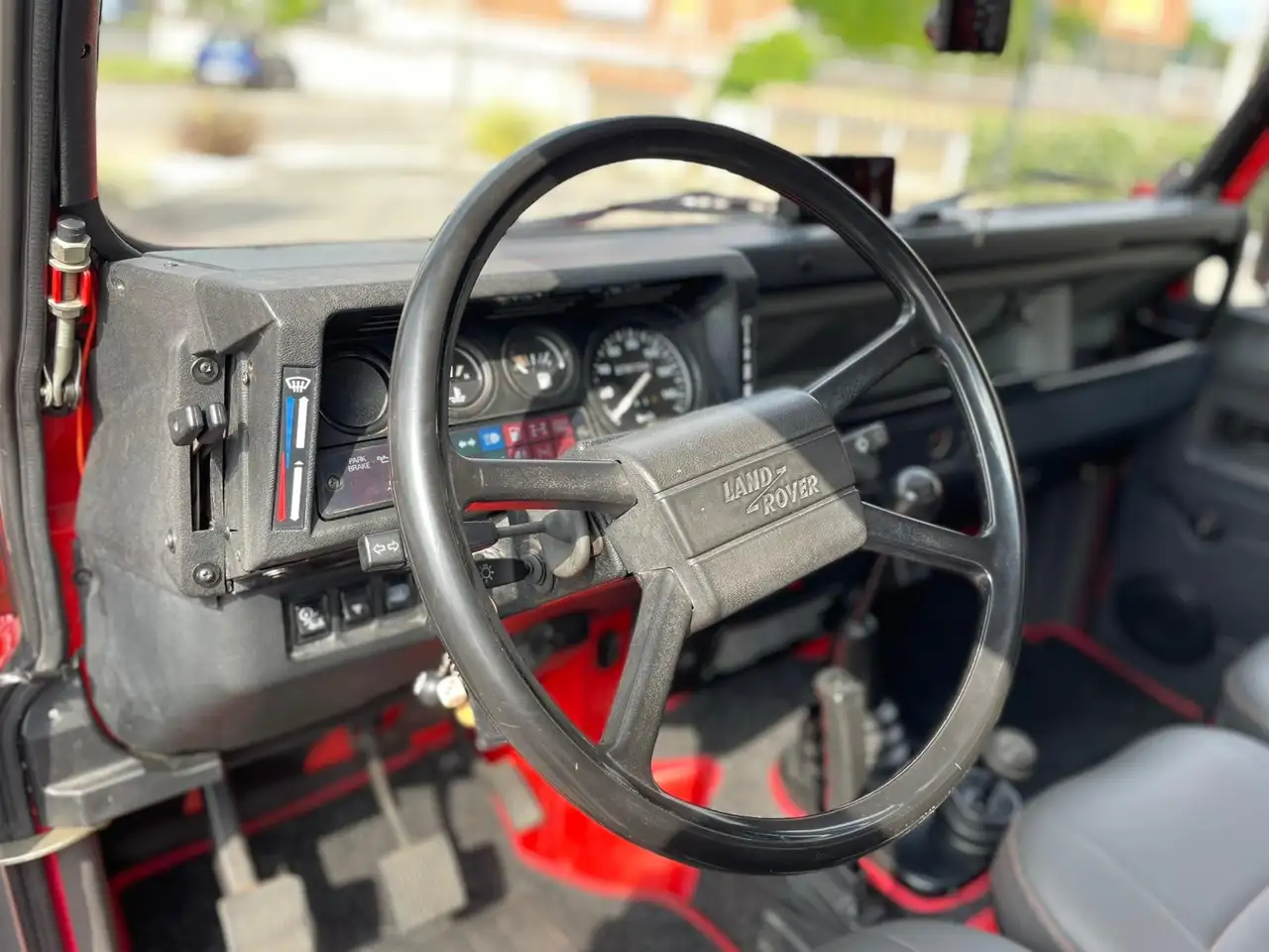 Land Rover Defender 2.5 90 ht restauro completo con garanzia 12-48 M, foto 6