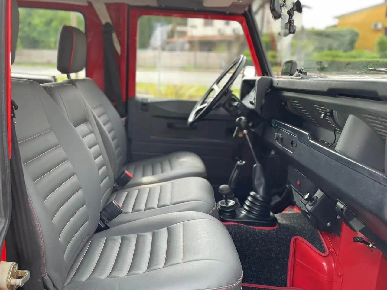 Land Rover Defender 2.5 90 ht restauro completo con garanzia 12-48 M, foto 9