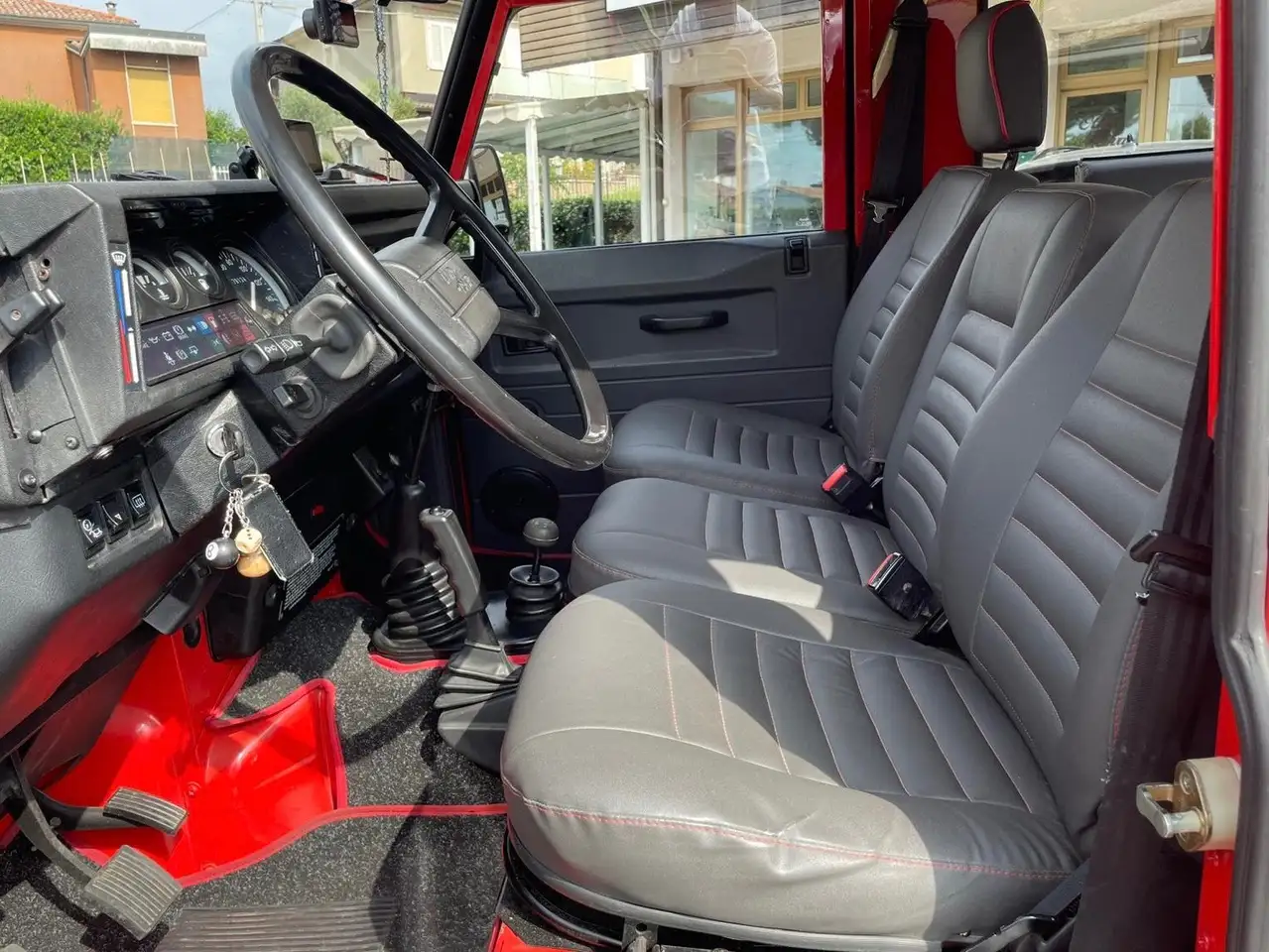 Land Rover Defender 2.5 90 ht restauro completo con garanzia 12-48 M, foto 5