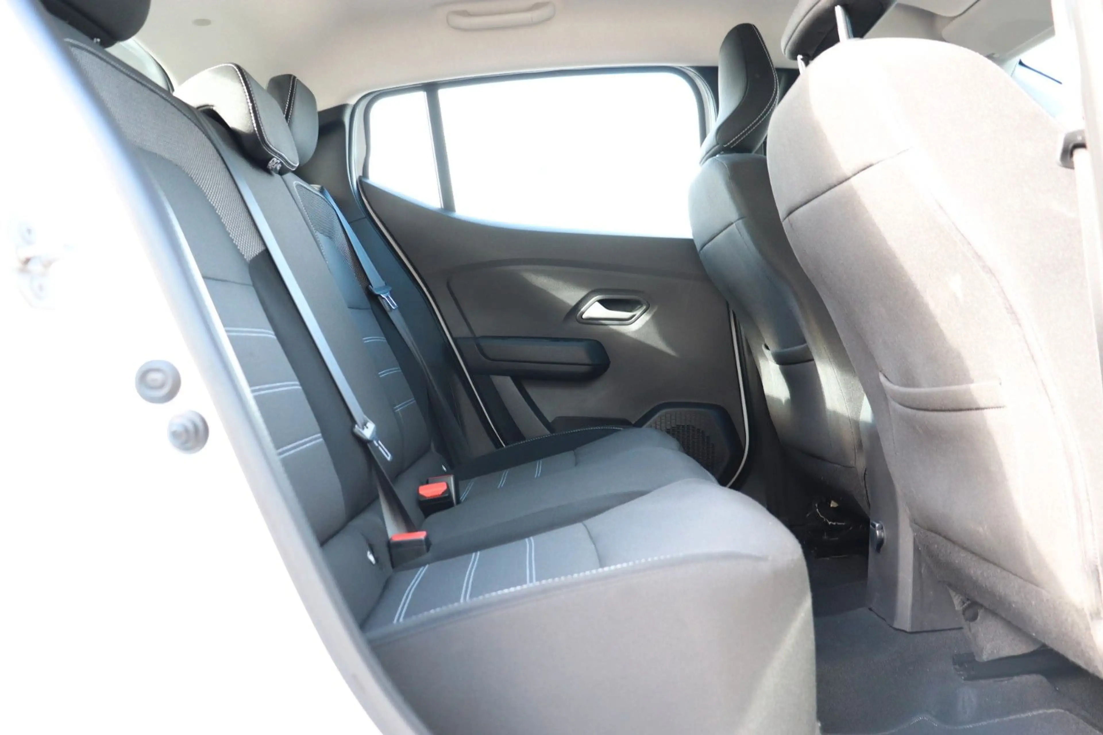 Dacia Sandero III Expression, Klima, Sicherheits-Paket — photo 13