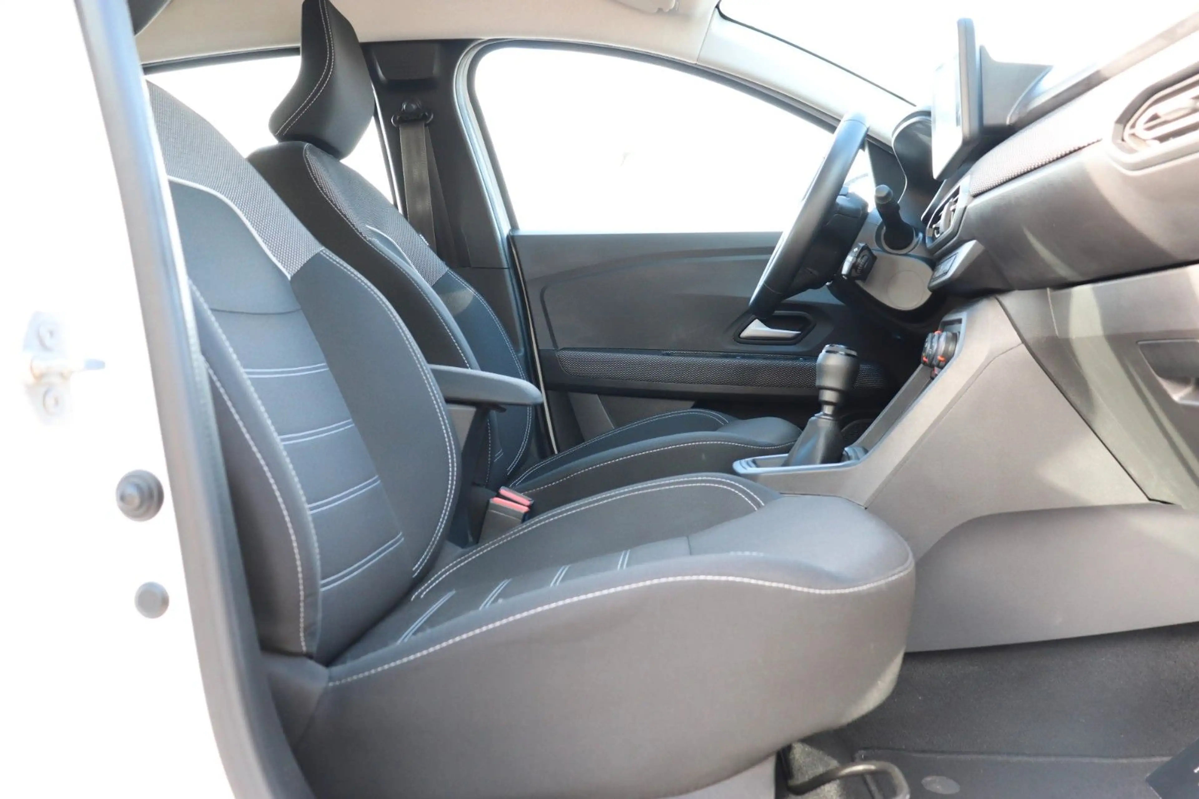 Dacia Sandero III Expression, Klima, Sicherheits-Paket — photo 14