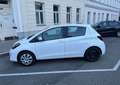 Toyota Yaris Weiß - thumbnail 4