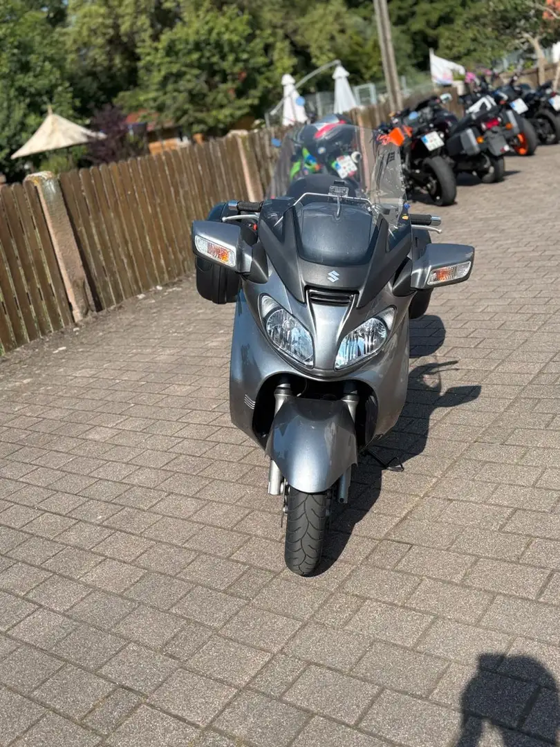 Suzuki Burgman 650 - 2