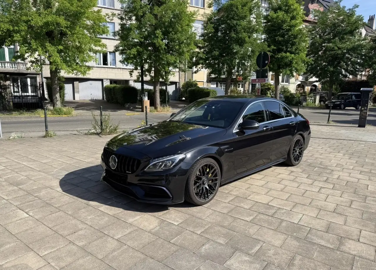Mercedes-Benz C 63 AMG