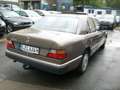 Mercedes-Benz 220 E (124)*Aut*S-Dach*AHK*Oldtimer*H-Kennzeichen Коричневий - thumbnail 5