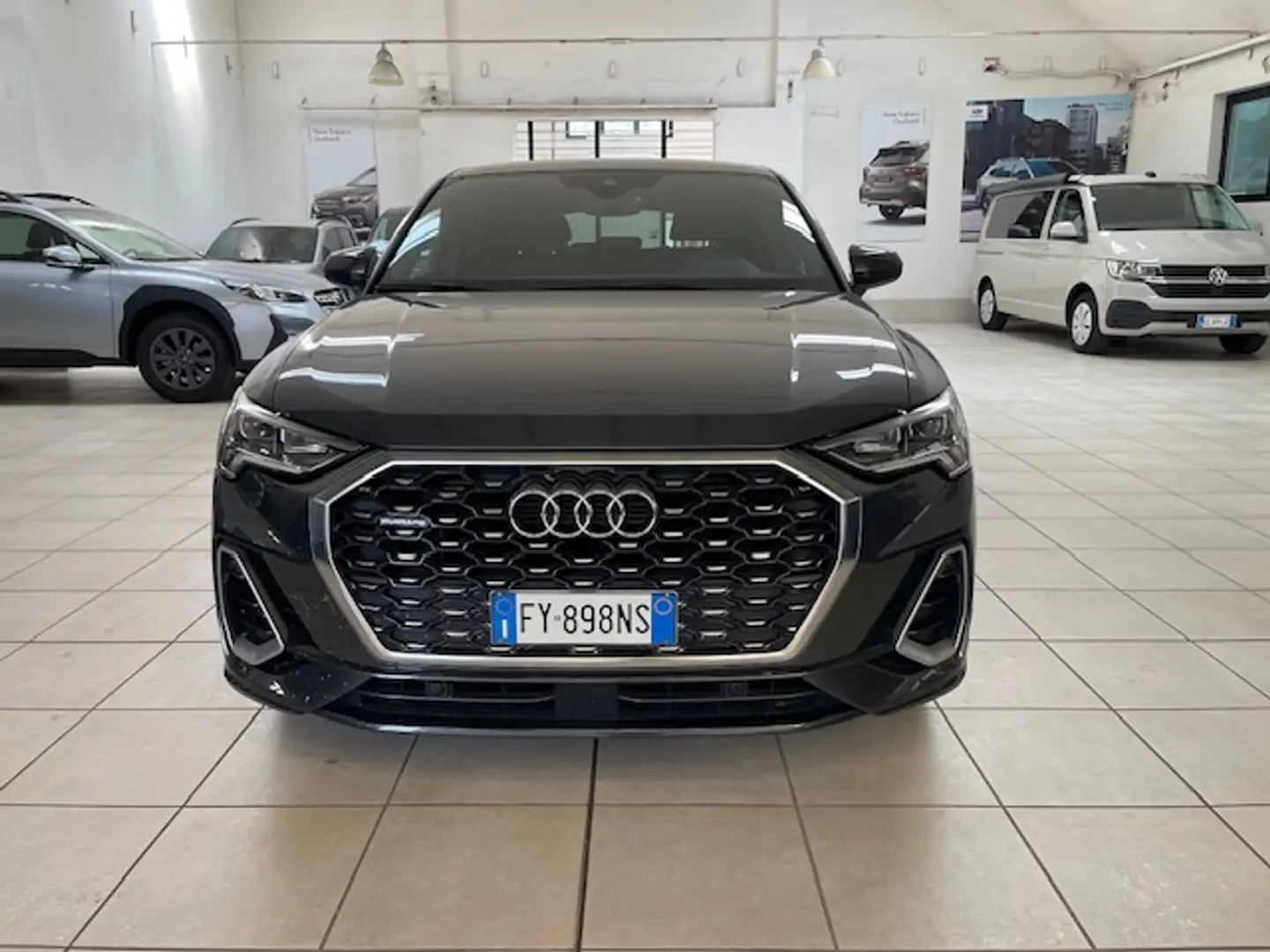 Audi Q3 Sportback 45 2.0 tfsi S line quattro s-tronic Grigio - 2