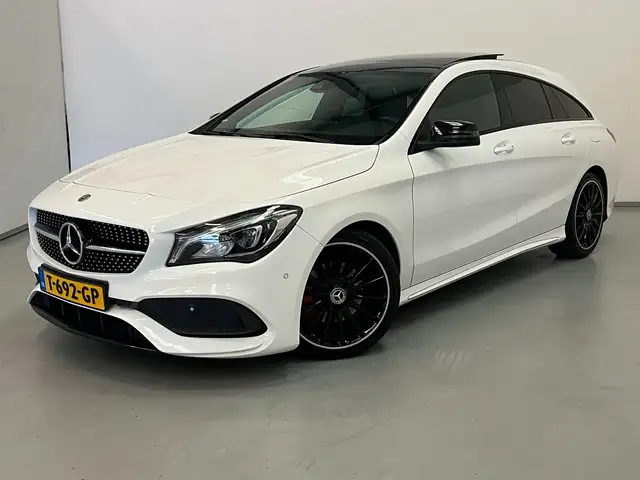 Mercedes-Benz CLA 200 Shooting Brake / AMG / Pano / Harman