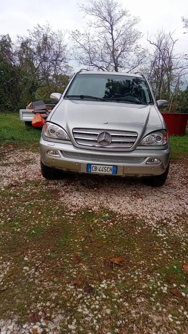 Mercedes-Benz ML 400 Classe M - W163 cdi auto Grau - 1