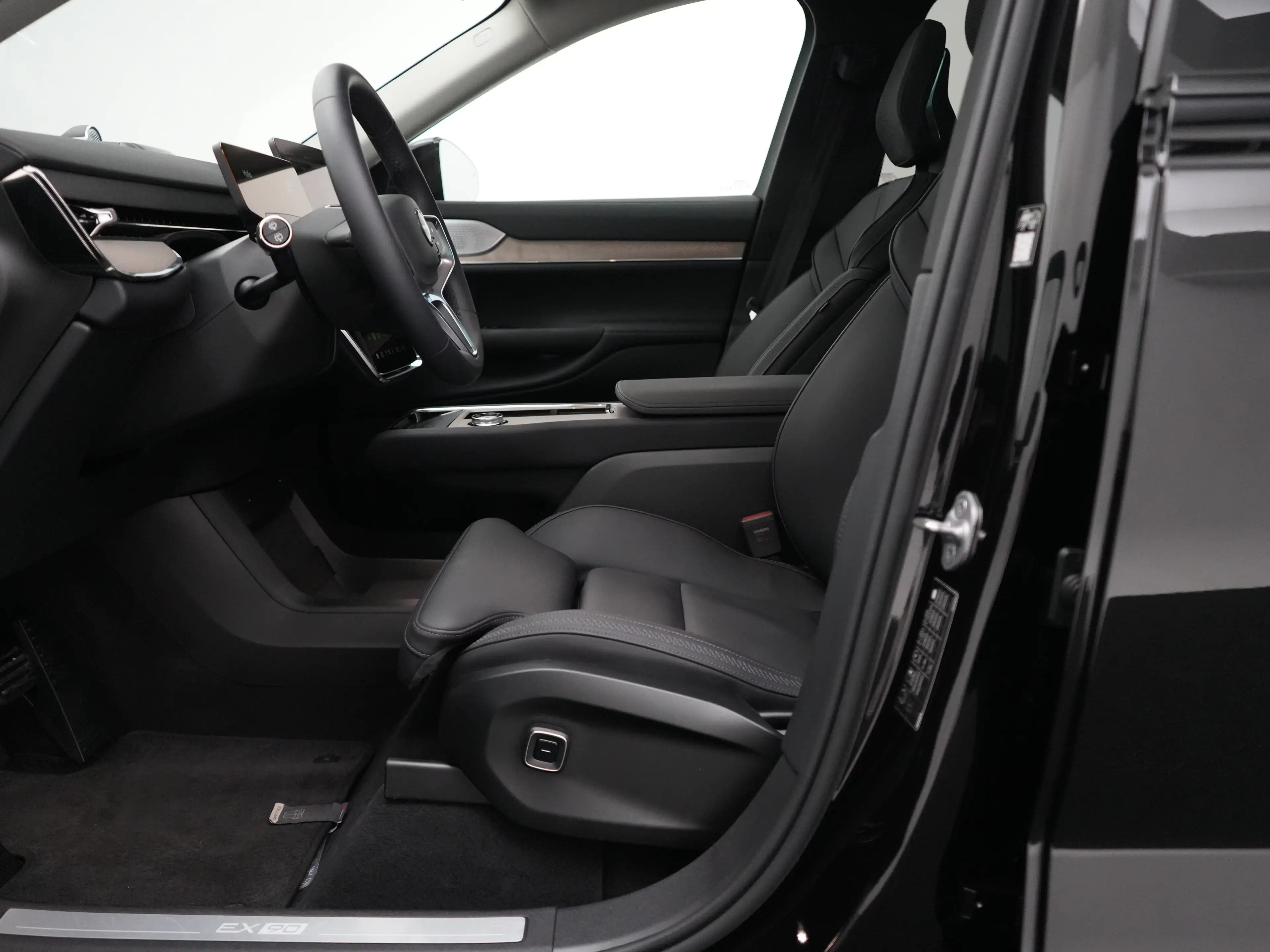Volvo EX90 Twin Performance Ultra 7p. 111 kWh | Luchtvering | — photo 9