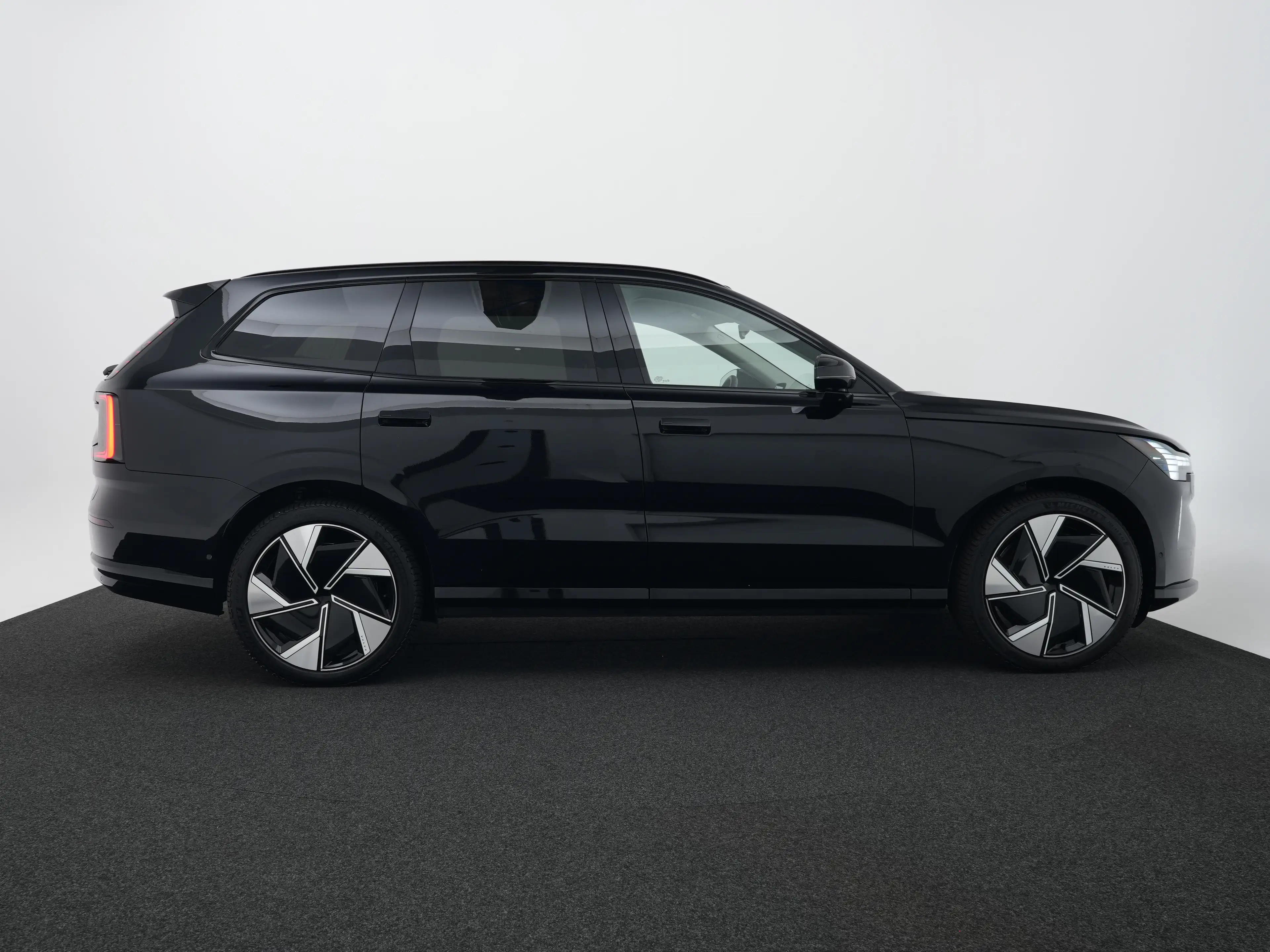 Volvo EX90 Twin Performance Ultra 7p. 111 kWh | Luchtvering | — photo 4