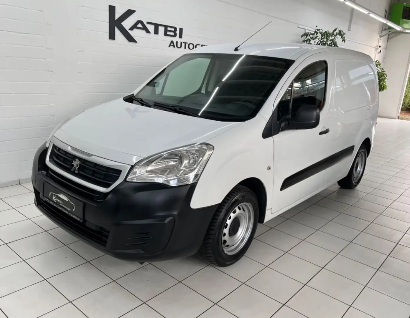 Peugeot Partner 1,6 HDI L1 Komfort Klimaanlage Blanc - 1
