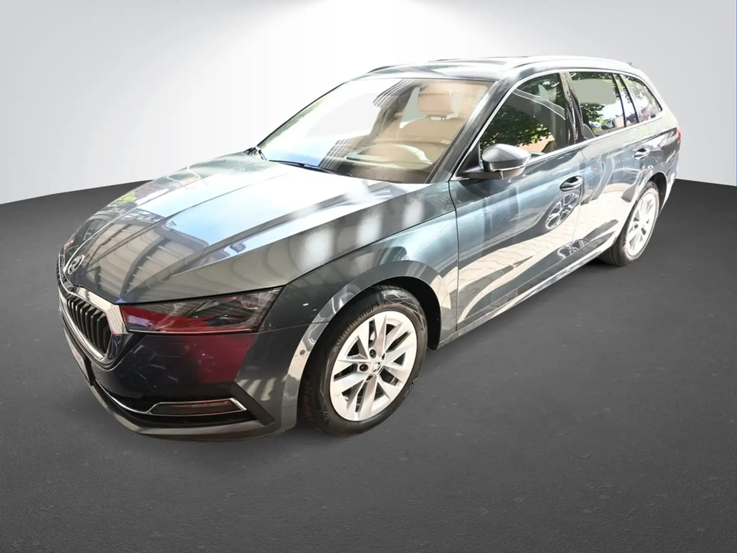 Skoda Octavia Combi 2.0 TDI DSG Style Grau - 1