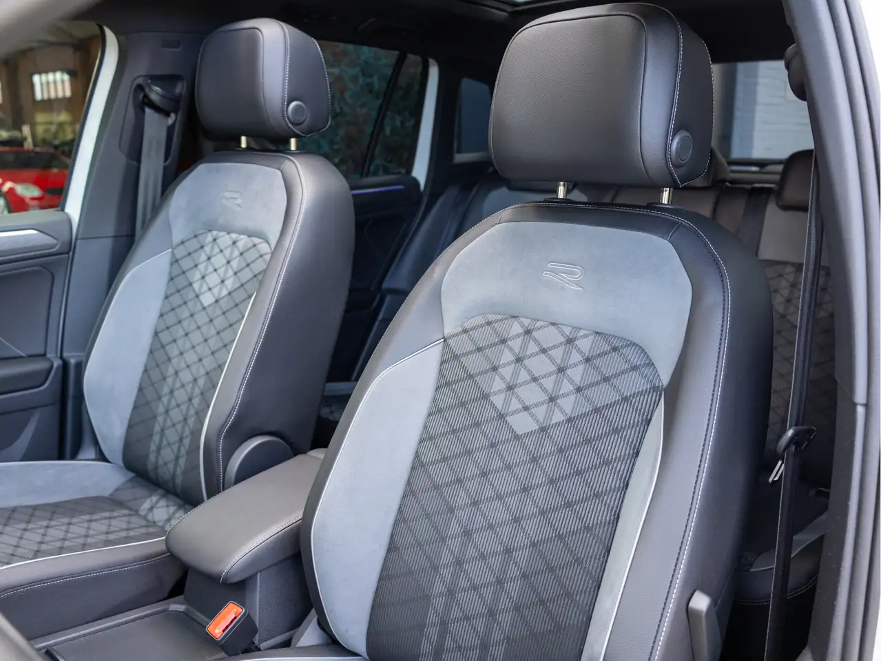 Volkswagen Tiguan 1.4 TSI eHybrid R-Line Business+ *Pano IQ ACC, миниатюра 20