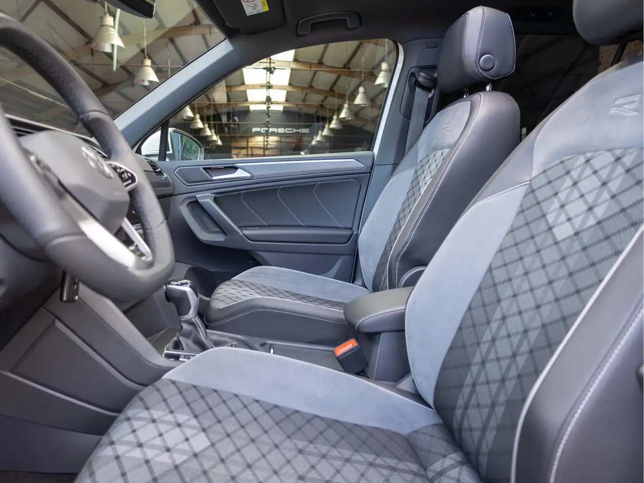 Volkswagen Tiguan 1.4 TSI eHybrid R-Line Business+ *Pano IQ ACC, миниатюра 19