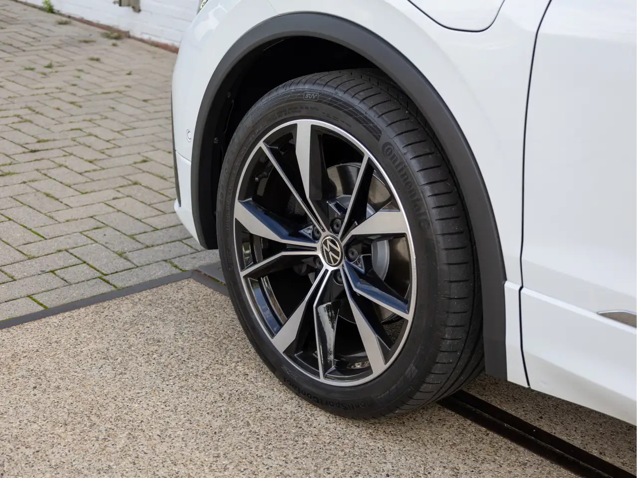 Volkswagen Tiguan 1.4 TSI eHybrid R-Line Business+ *Pano IQ ACC, миниатюра 17