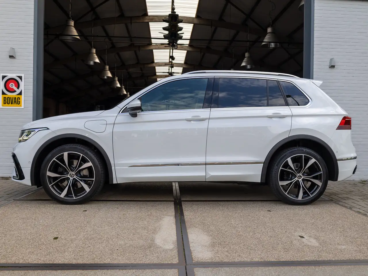 Volkswagen Tiguan 1.4 TSI eHybrid R-Line Business+ *Pano IQ ACC, миниатюра 7