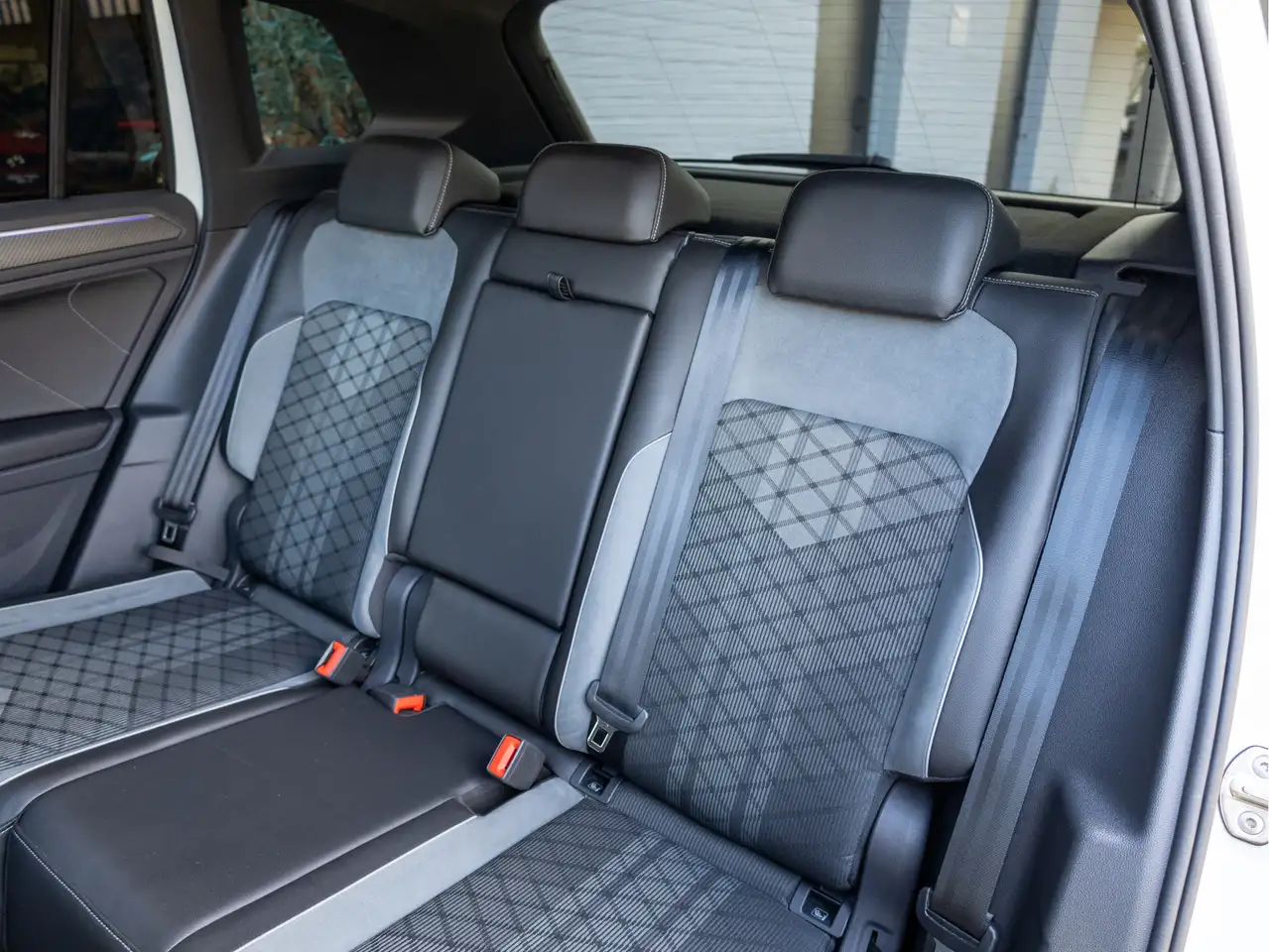 Volkswagen Tiguan 1.4 TSI eHybrid R-Line Business+ *Pano IQ ACC, миниатюра 27