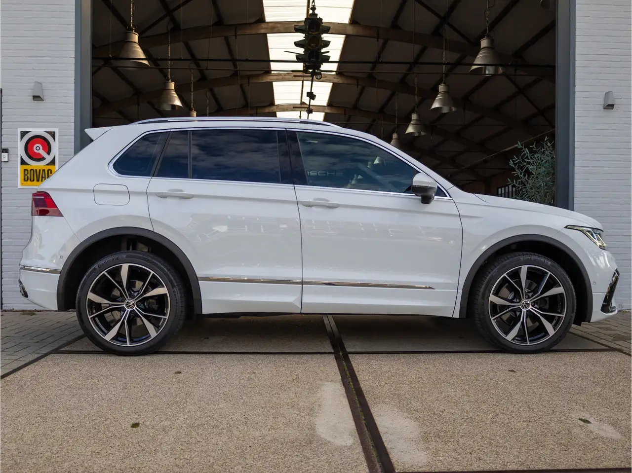 Volkswagen Tiguan 1.4 TSI eHybrid R-Line Business+ *Pano IQ ACC, миниатюра 8
