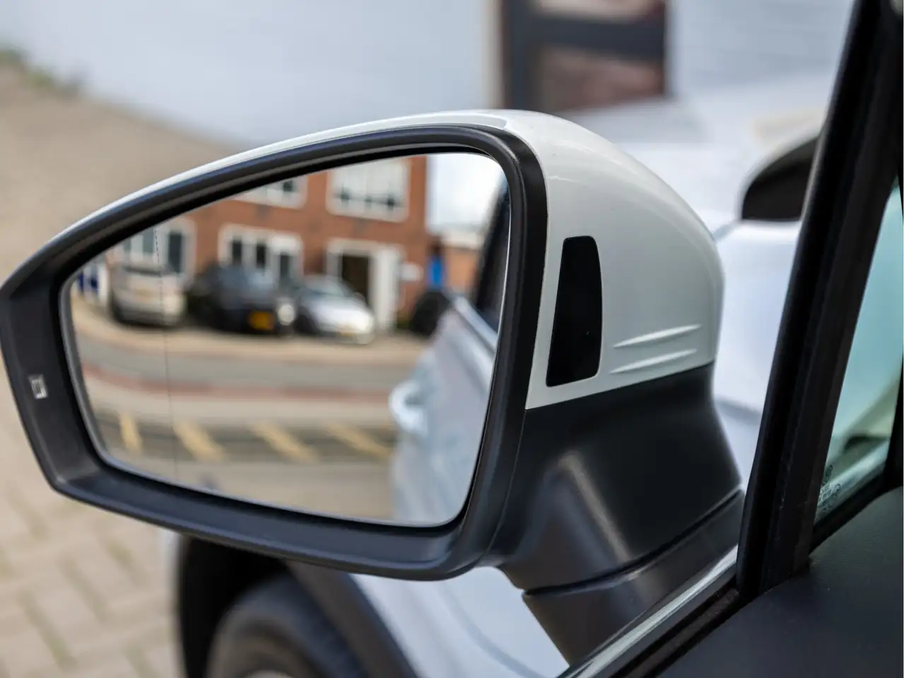 Volkswagen Tiguan 1.4 TSI eHybrid R-Line Business+ *Pano IQ ACC, миниатюра 23