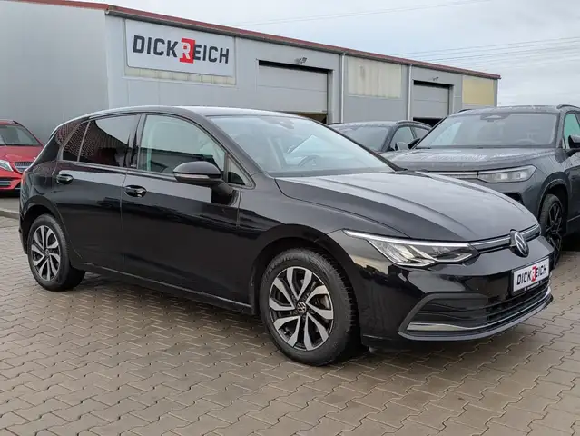 Volkswagen Golf 1.5 TSI Active LED*ACC*PDC*KLIMA*NAVI*LHZ