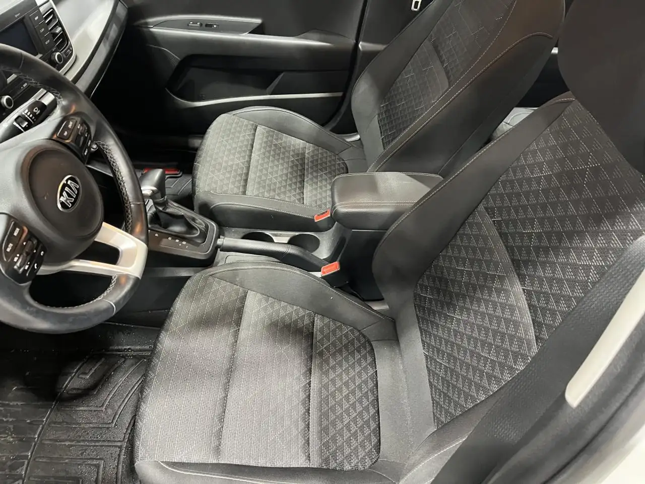Kia Rio photo Kia Rio