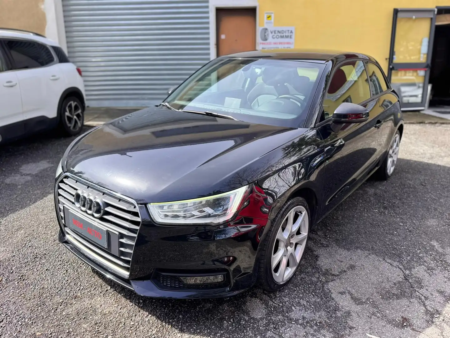 Audi A1 A1 1.4 tdi Metal ultra Garanzia 1 anno Schwarz - 1