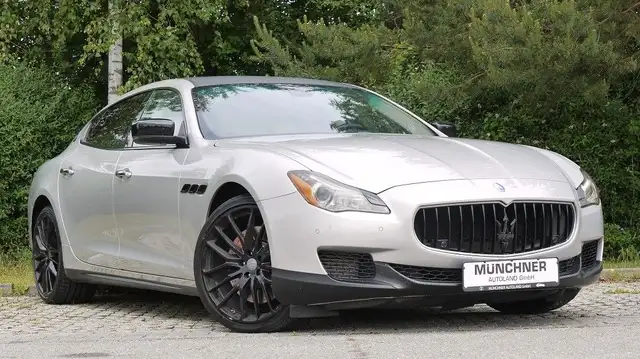 Maserati Quattroporte GTS / Keyless/Kmers/Sport Auspuff
