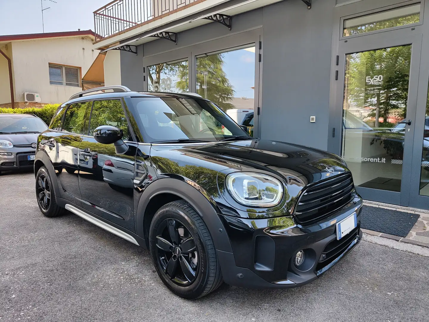 MINI One D Countryman F60 2020 1.5 Business Negro - 1