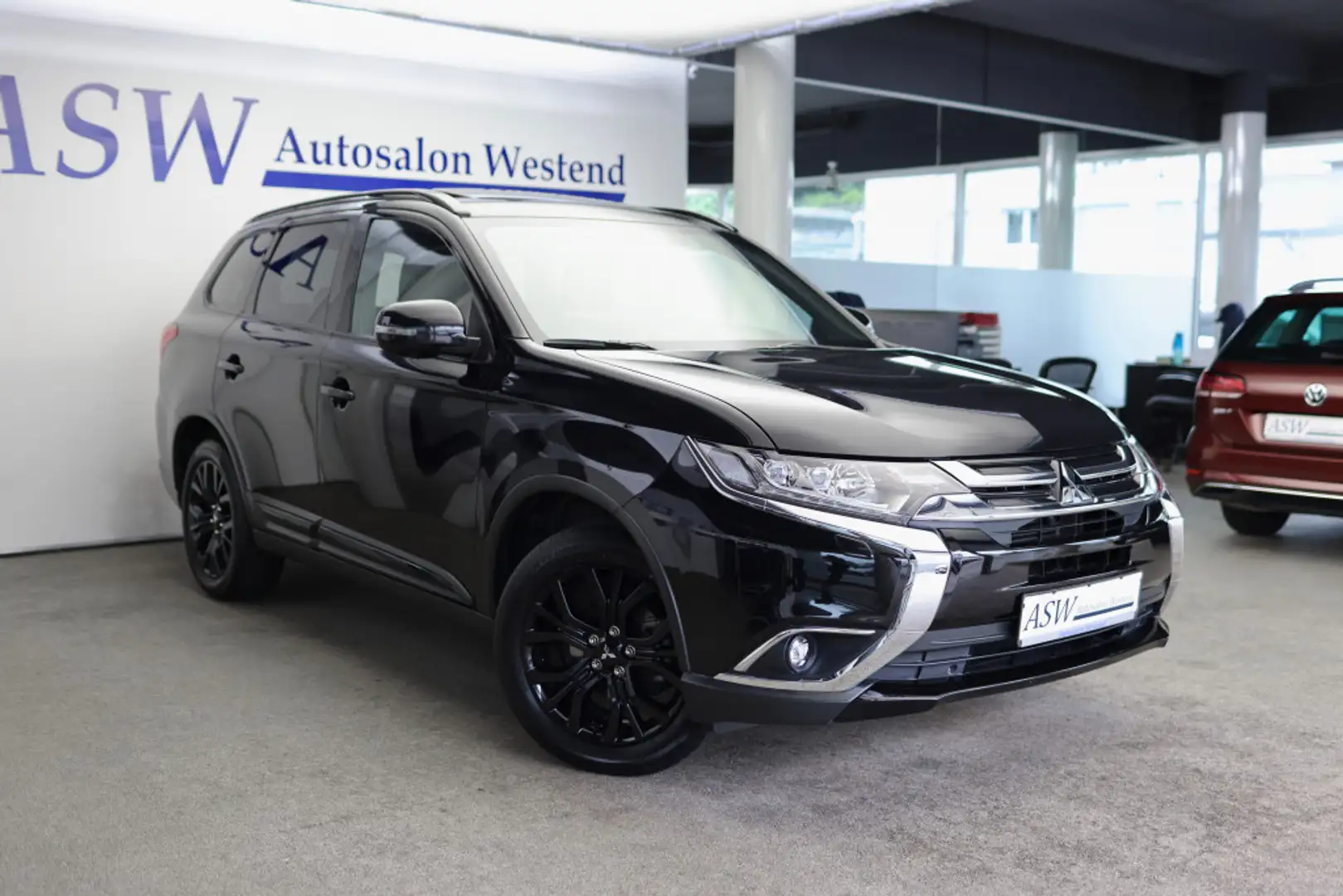 Mitsubishi Outlander 2,0 EDITION+ 2WD 7-SITZER SCHIEBEDACH Zwart - 1