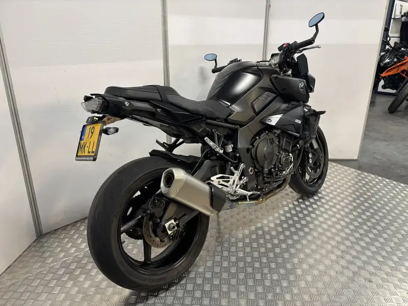 Yamaha MT-10 - foto 4