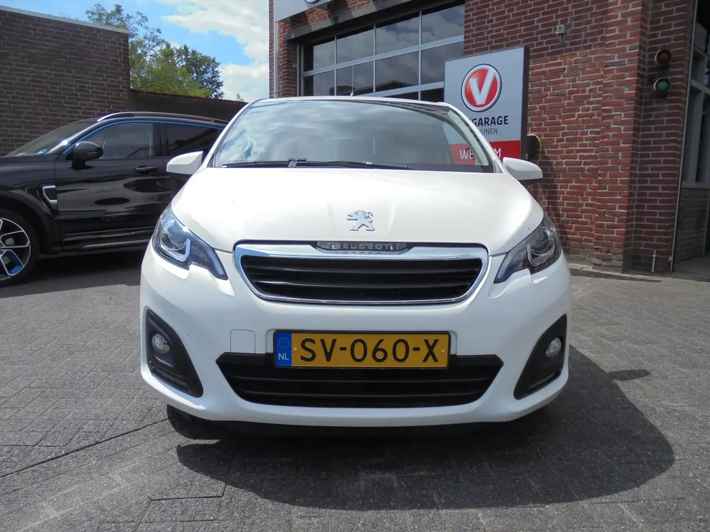 Peugeot 108 1.0 e-VTi 68pk 5D Active||Airco||PDC||Rijklaar|| Wit - 2