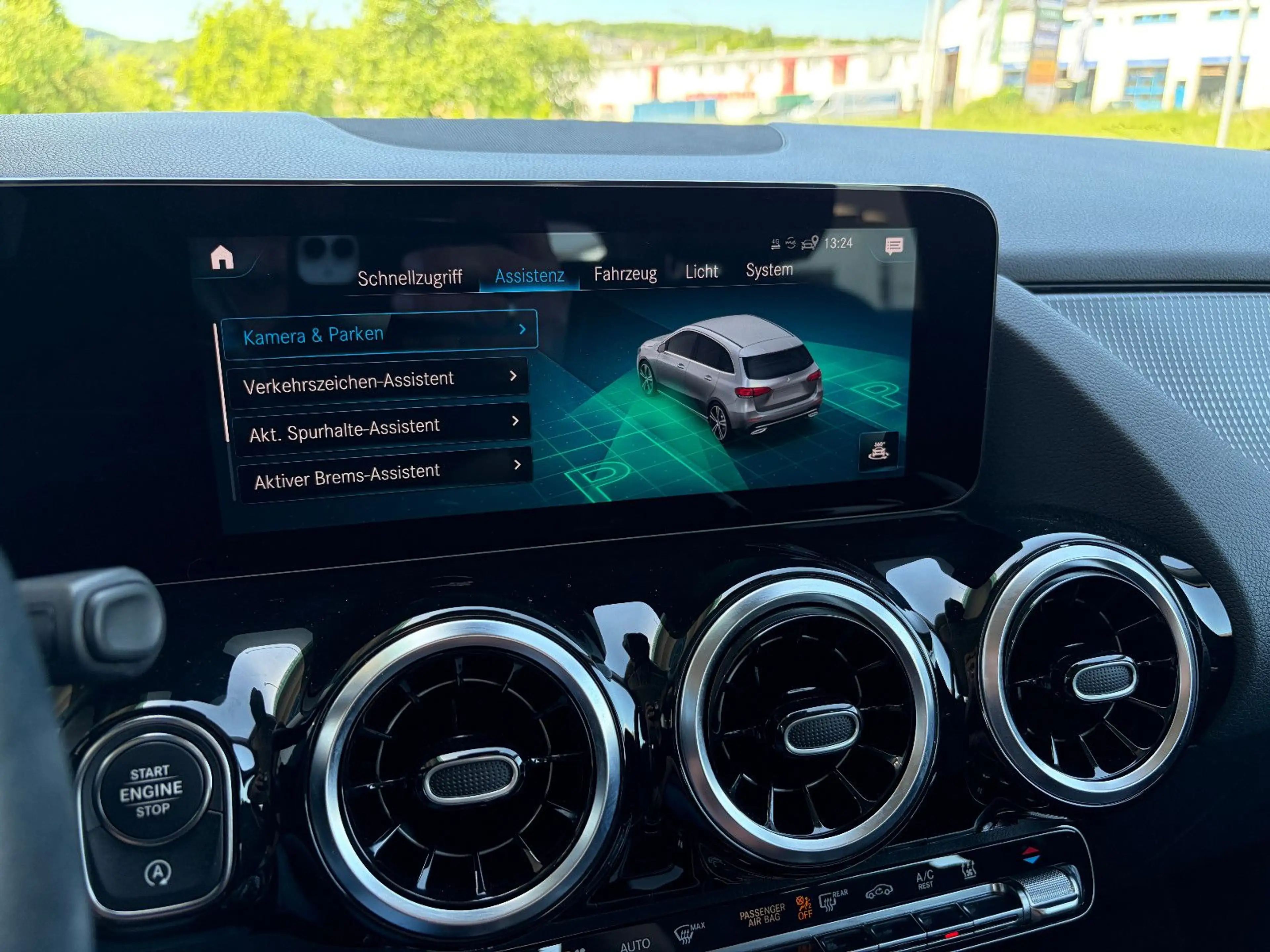 Mercedes-Benz B 180 d Progressive LED NAV KAM AHK STANDHZG — photo 26
