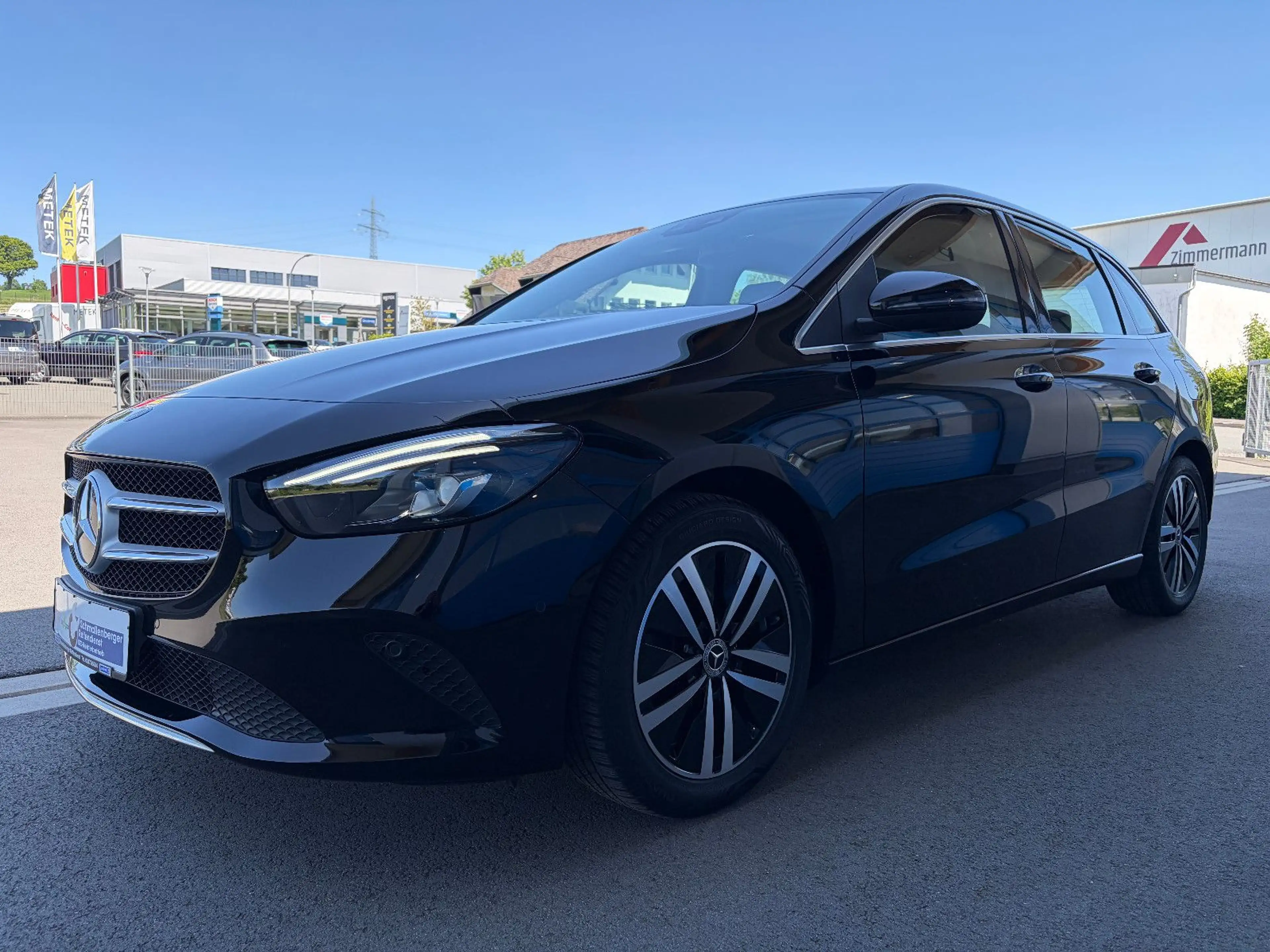 Mercedes-Benz B 180 d Progressive LED NAV KAM AHK STANDHZG — photo 11