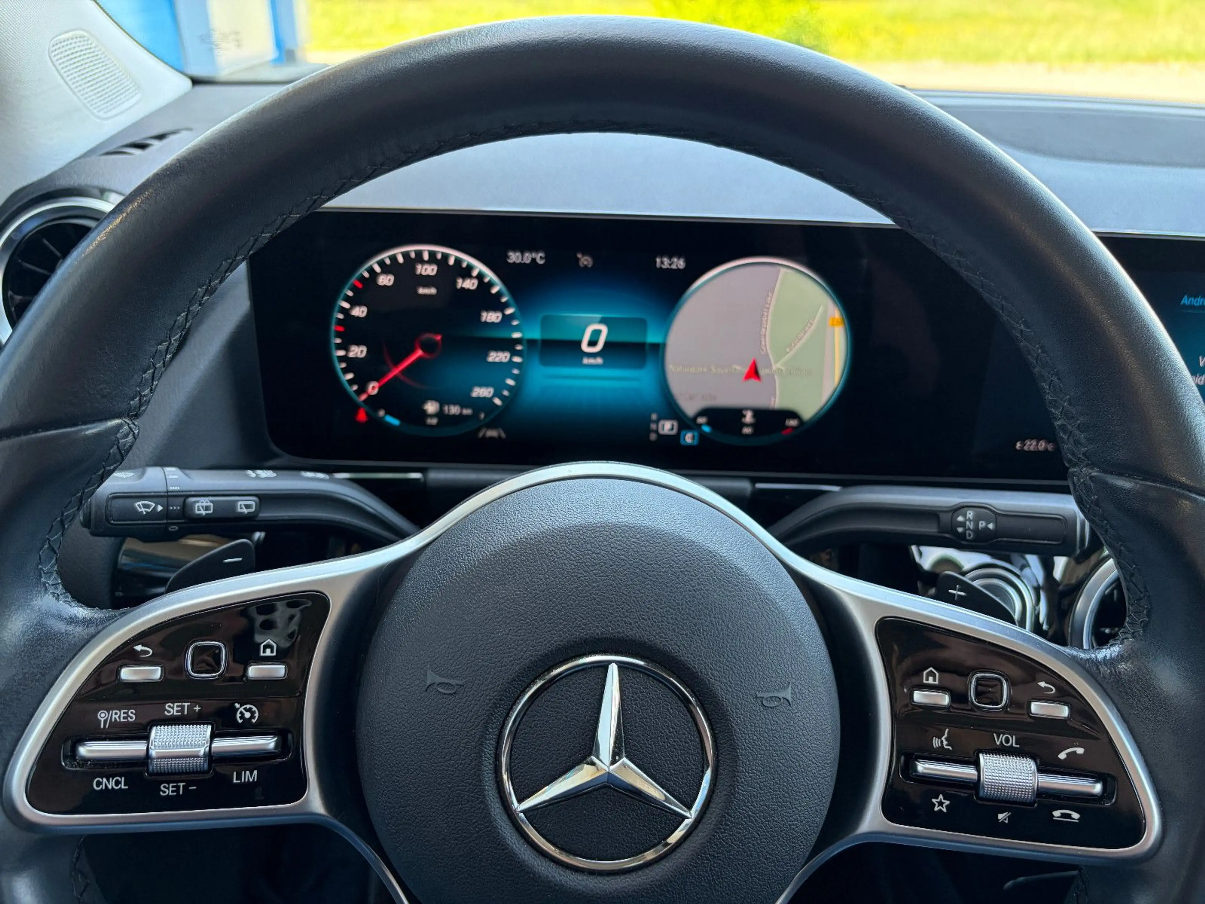 Mercedes-Benz B 180 d Progressive LED NAV KAM AHK STANDHZG — photo 29