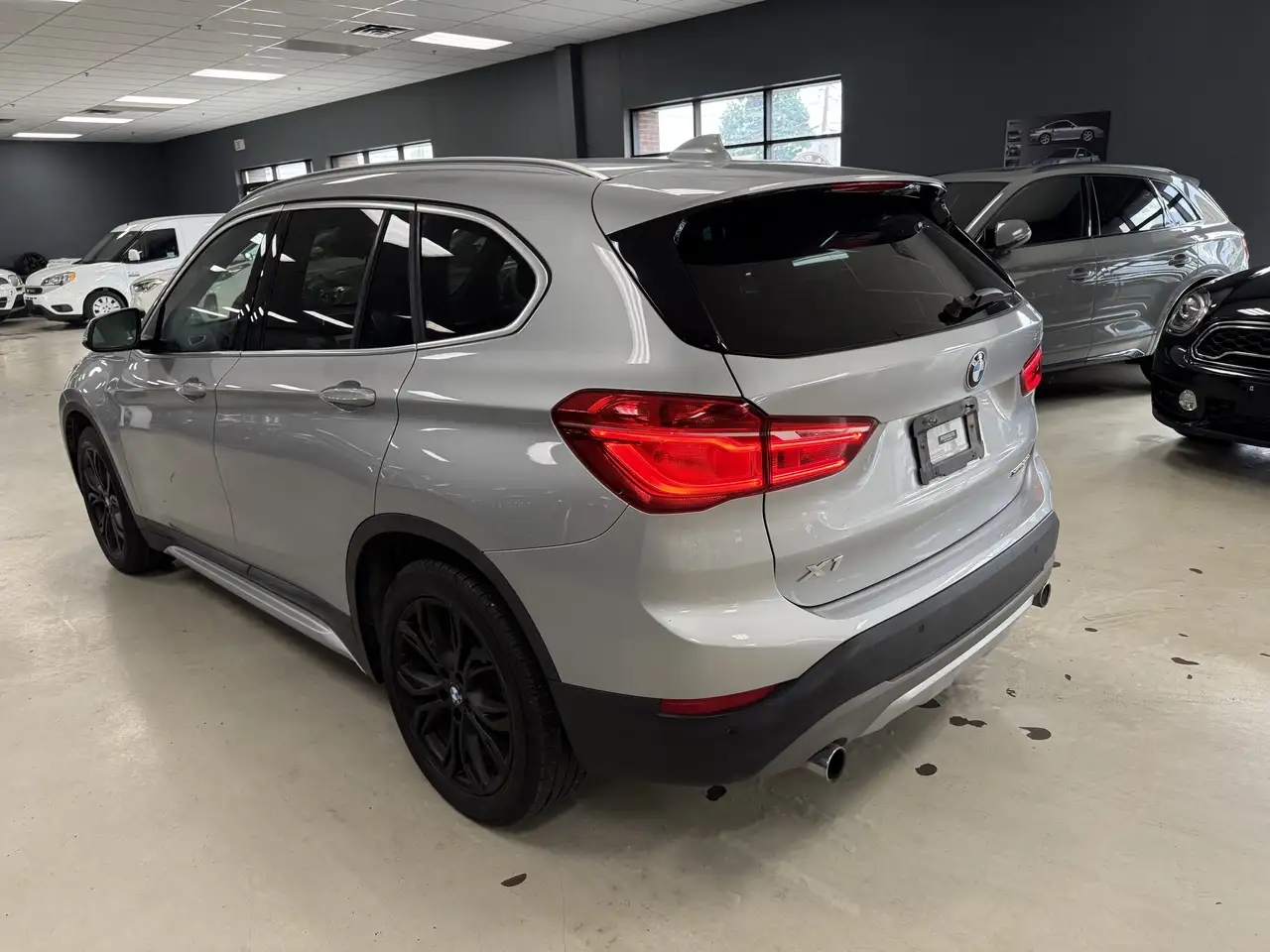 BMW X1 снимка BMW X1