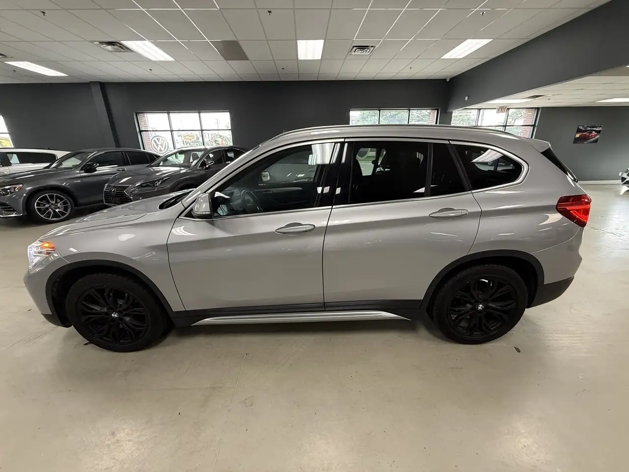 BMW X1 снимка BMW X1