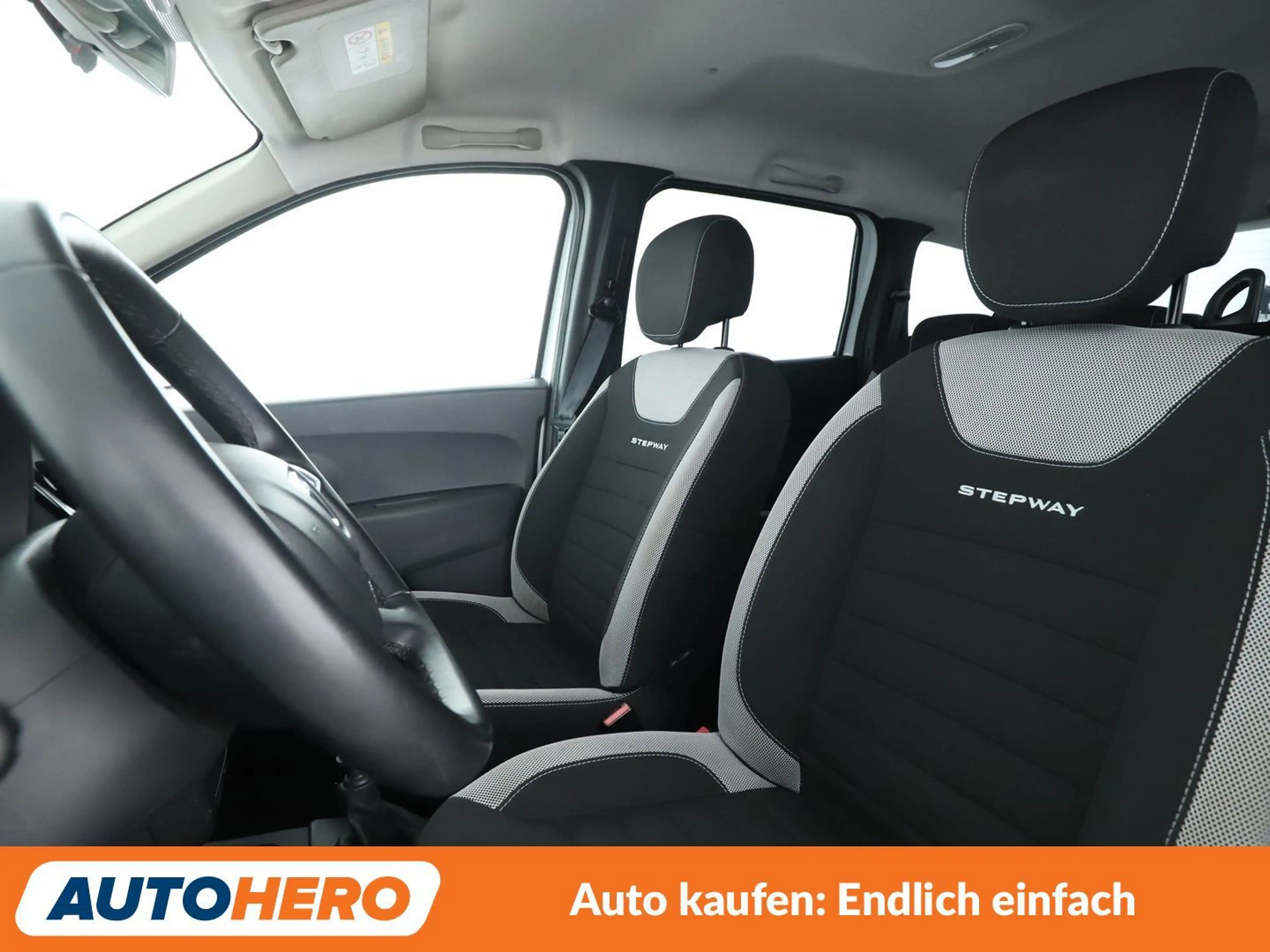 Dacia Lodgy 1.3 TCe Stepway Plus*7-SITZER*NAVI*CAM*PDC*SHZ* — photo 10