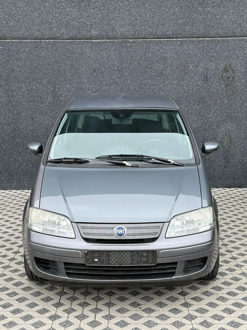 Fiat Idea 1.4 16V EMOTION DUALOGIC A - 1