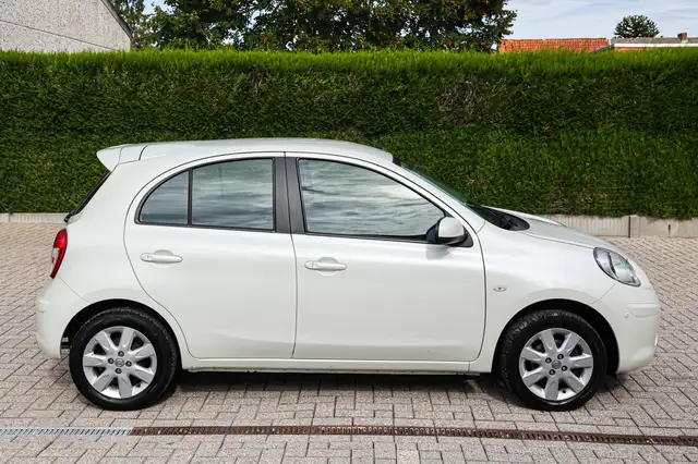 Nissan Micra view 4