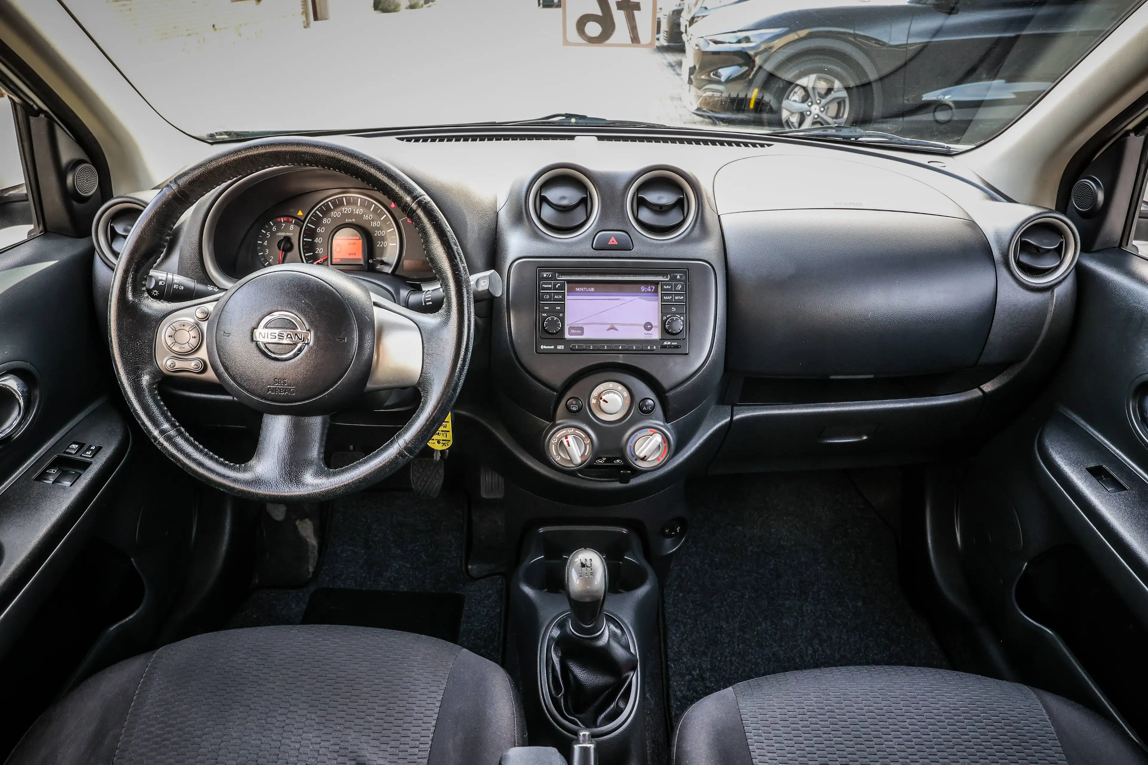 Nissan Micra ACENTA-UITVOERING*NAVIGATIE*MULTIFUNCTIONEELSTUUR*PARKEERSENSOREN-VOOR+ACHTER* — photo 15