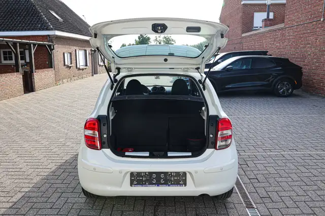 Nissan Micra view 17
