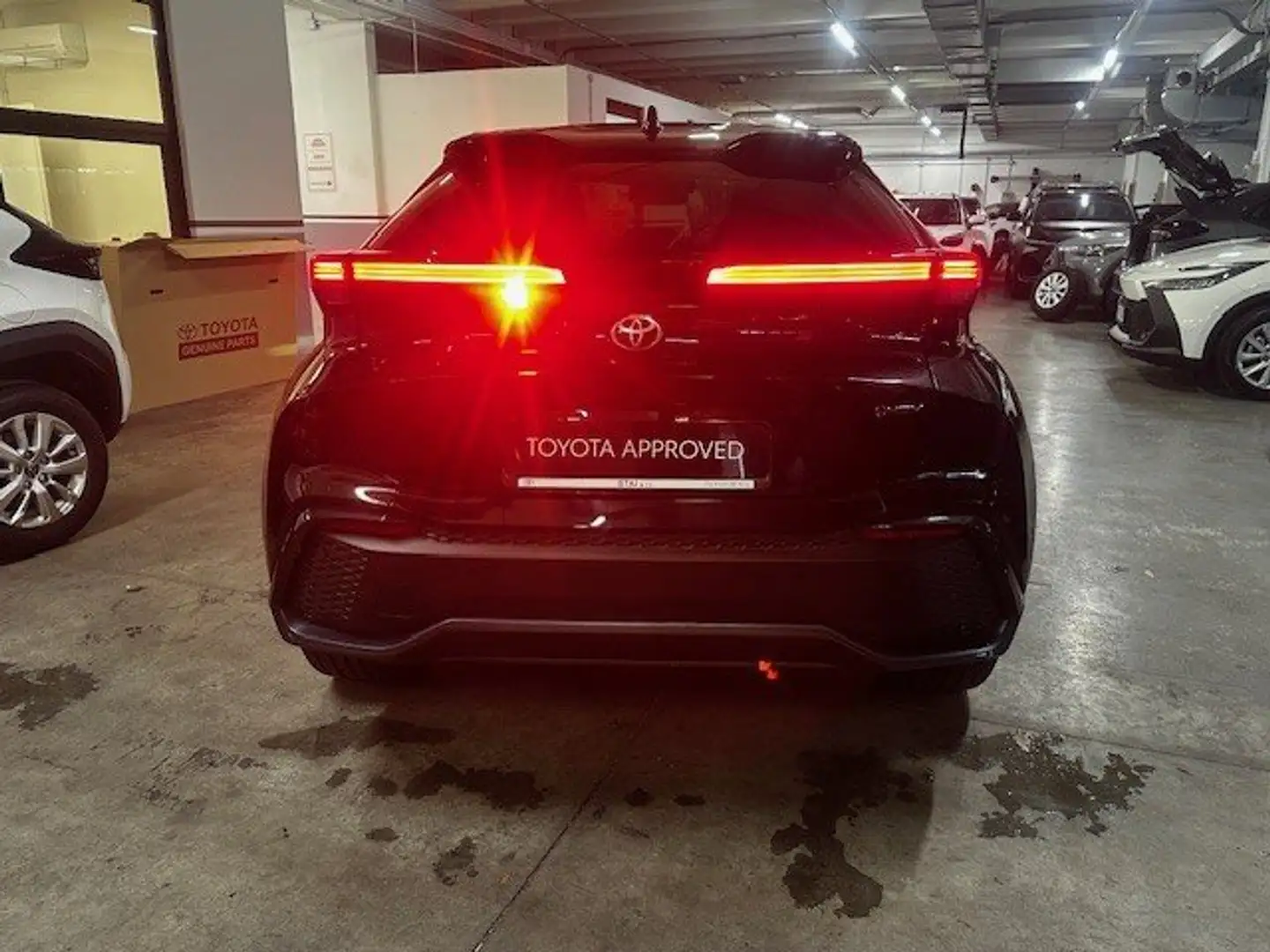 Toyota C-HR C-HR II 2023 2.0 hev Lounge Premiere fwd e-cvt Bronzo - 2