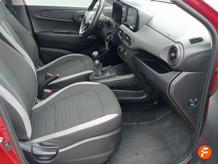 Hyundai i10 MPI 1.0 ESSENCE 2023, foto 18